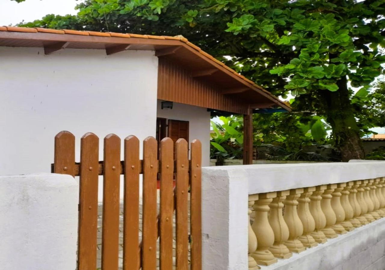 Hostel 3.5 Ubatuba Bagian luar foto
