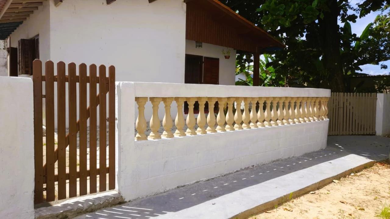 Hostel 3.5 Ubatuba Bagian luar foto